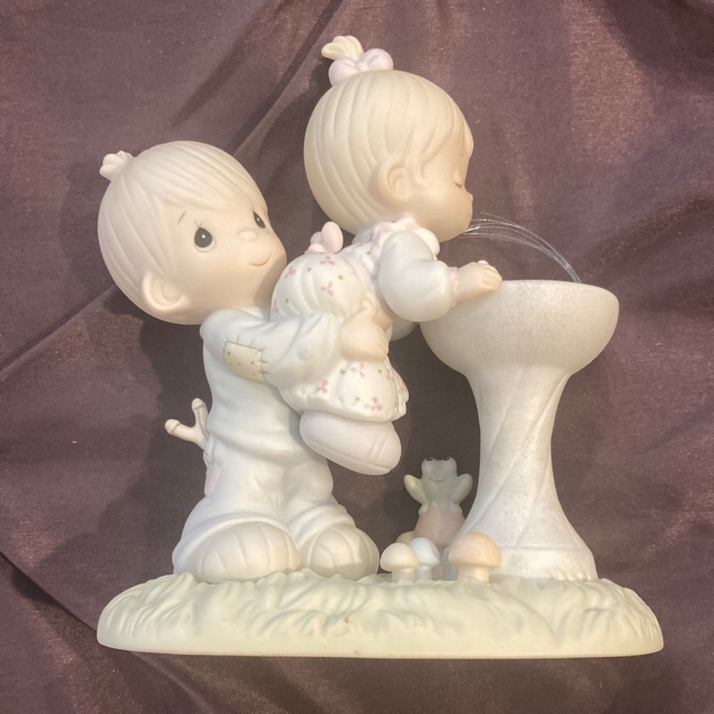 Precious Moments Figurine